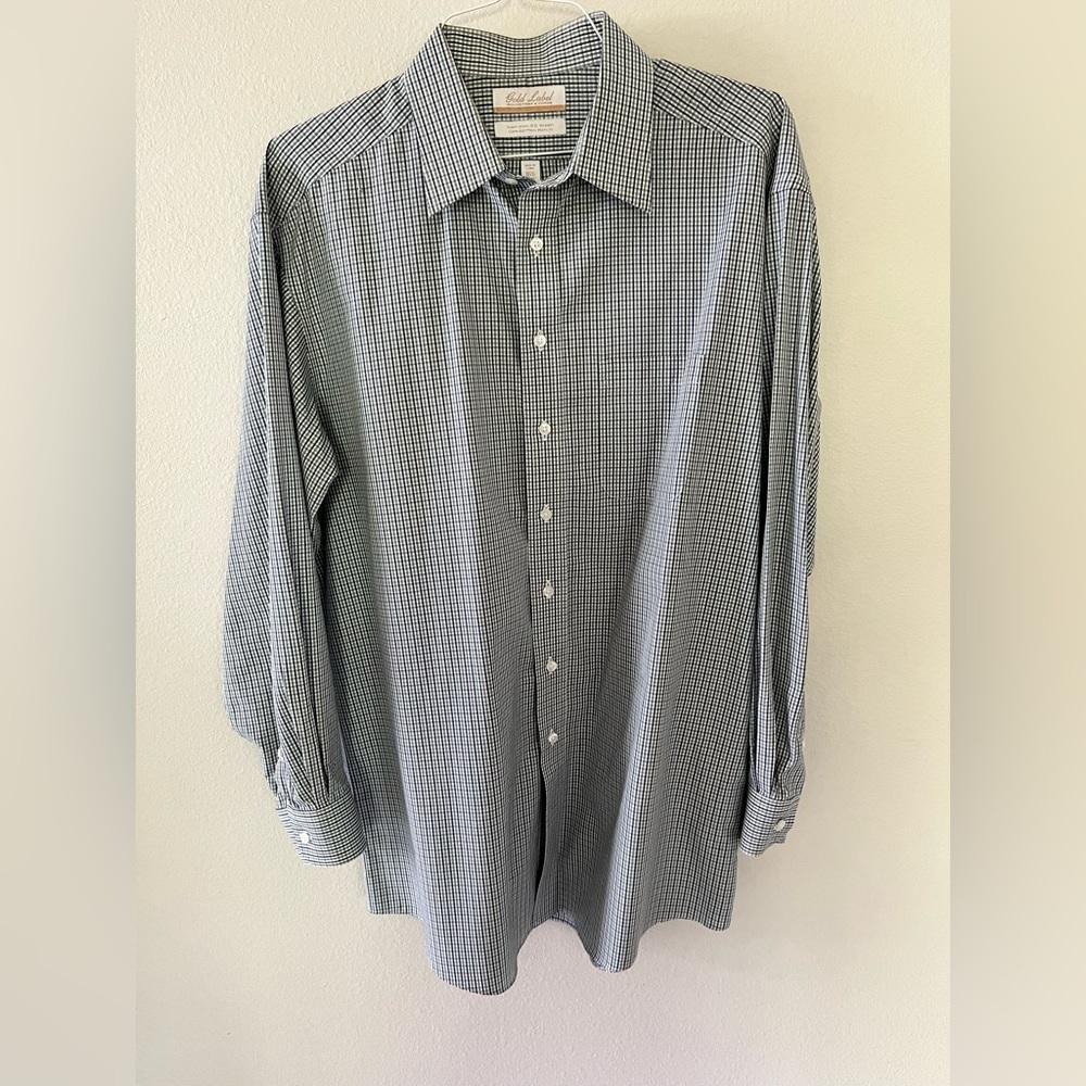 Gold Label Roundtree & Yorke men’s plaid dress shirt